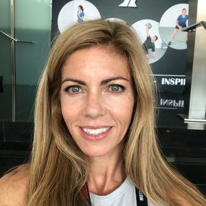 Meet your Posher, Aurora